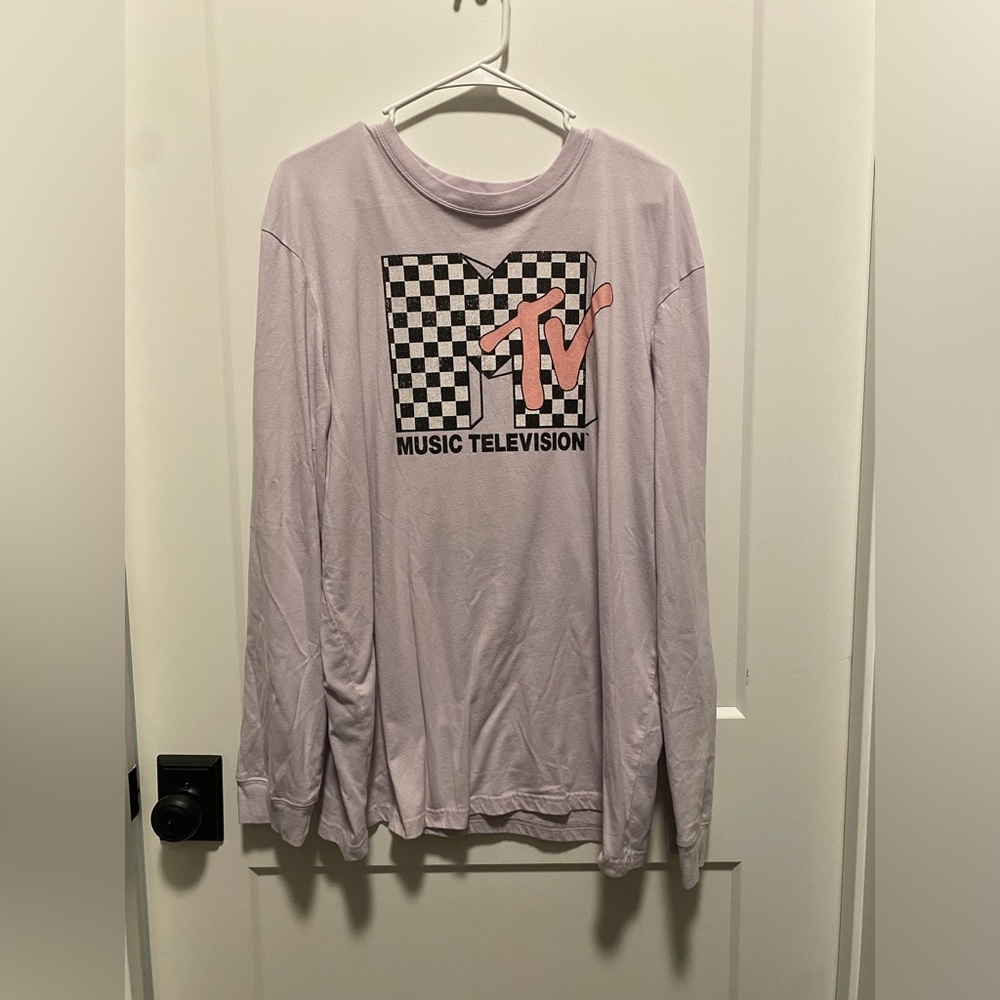MTV long sleeve shirt XL